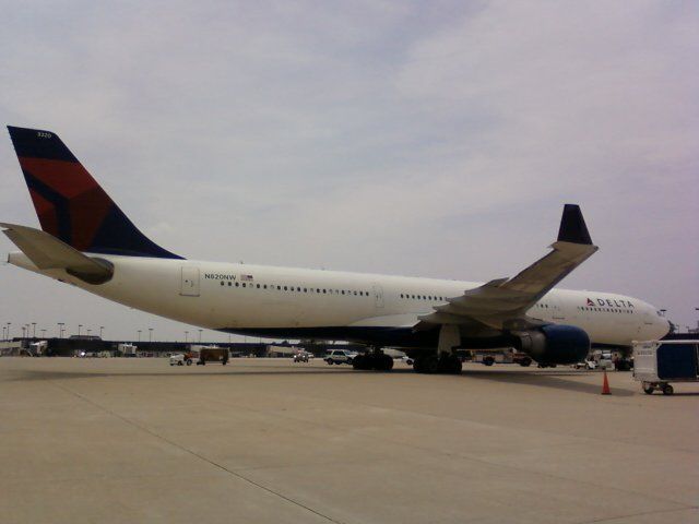 Airbus A330-300 (N820NW)