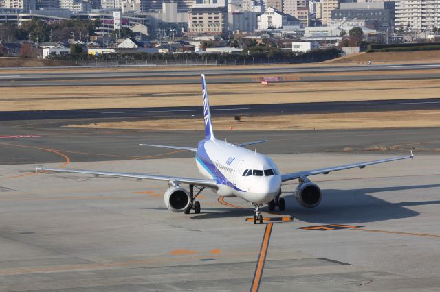 Airbus A320 (JA8946)