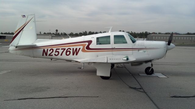 N2576W — - 1965 MOONEY M20E 0935