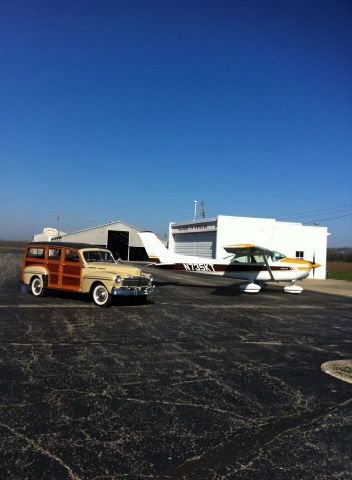 Cessna Skylane (N735KT) - C-182 & 47 Mercury Woody
