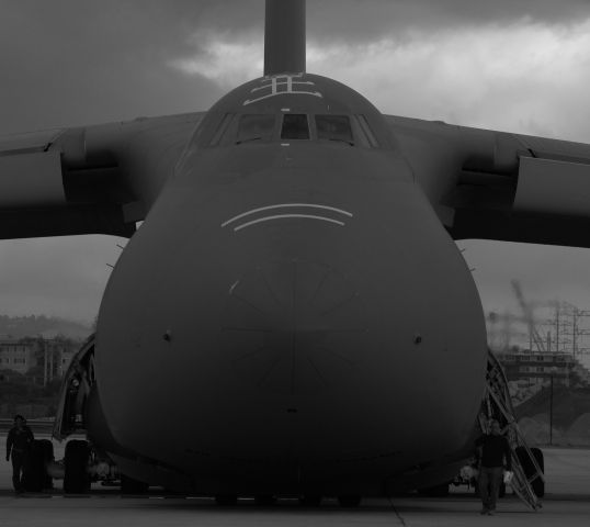 Lockheed C-5 Galaxy (N80216) - Squatting Galaxy from Tavis