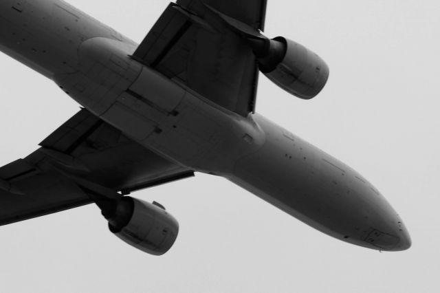 Boeing 777-200 (F-GSPJ)