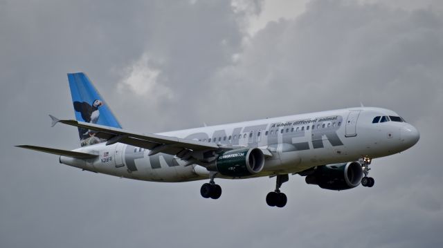 Airbus A320 (N218FR) - "Paxton"