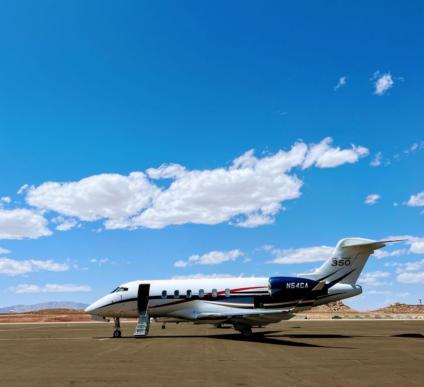 Canadair Challenger 350 (N54CA) - May 1, 2022 SGU