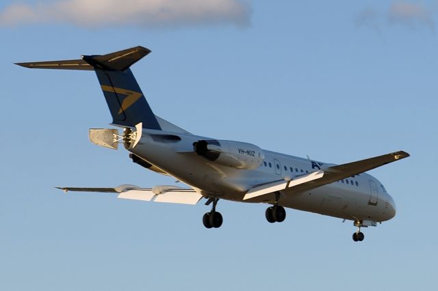 Fokker 70 (VH-NUZ) - Fokker 70 cn 11568. Alliance Airlines VH-NUZ rwy 06 YPPH 09 April 2021