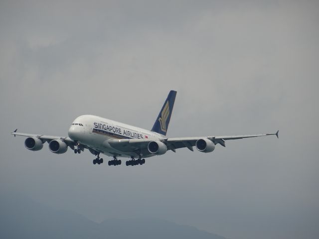 Airbus A380-800 (9V-SKF)