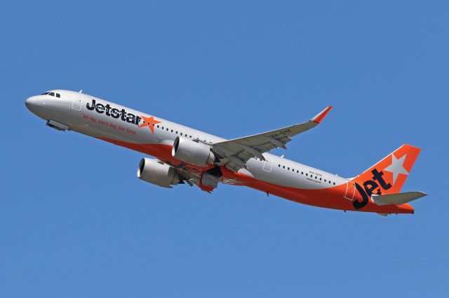 Airbus A321neo (VH-OYF)