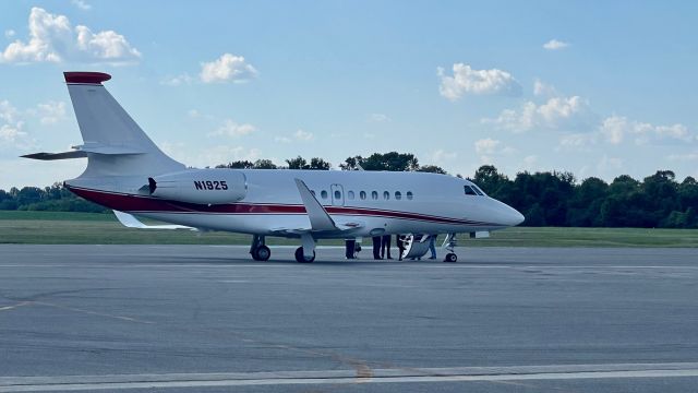 Dassault Falcon 2000 (N1925)