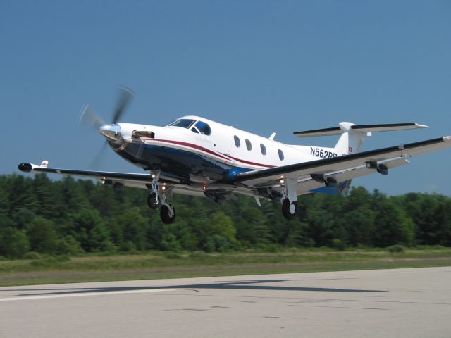 Pilatus PC-12 (N562PB)