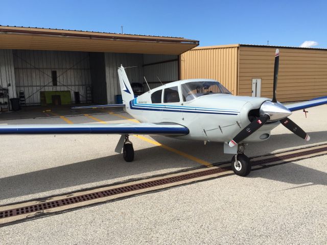 Piper PA-24 Comanche (N6928P)