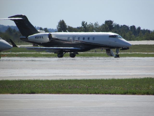 Bombardier Challenger 300 (N551FX) - Exec jet heading to Shannon, Ireland from Bangor