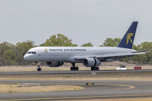 Boeing 757-200 (VH-PQA)