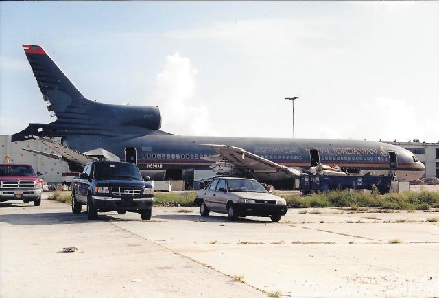 Lockheed L-1011 TriStar (N596AH)