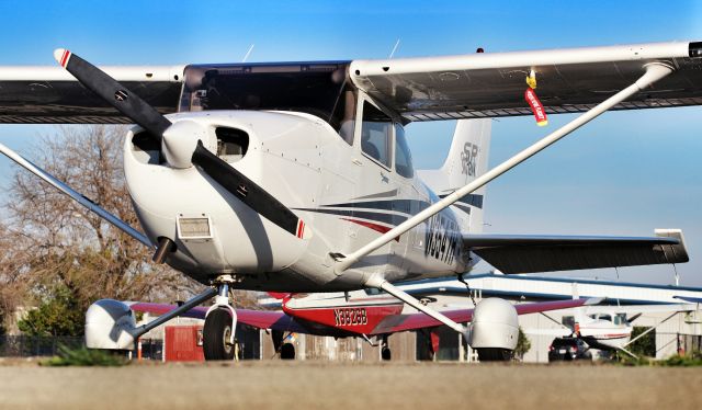 Cessna Skyhawk (N3547H)