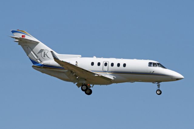 Hawker 800 (TC-TKC)