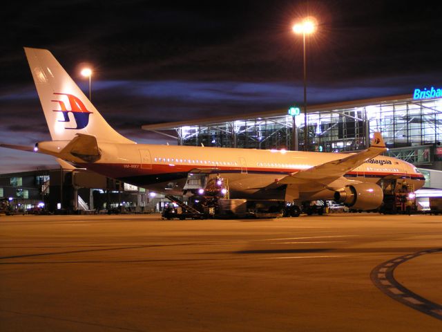 Airbus A330-200 (9M-MKV)