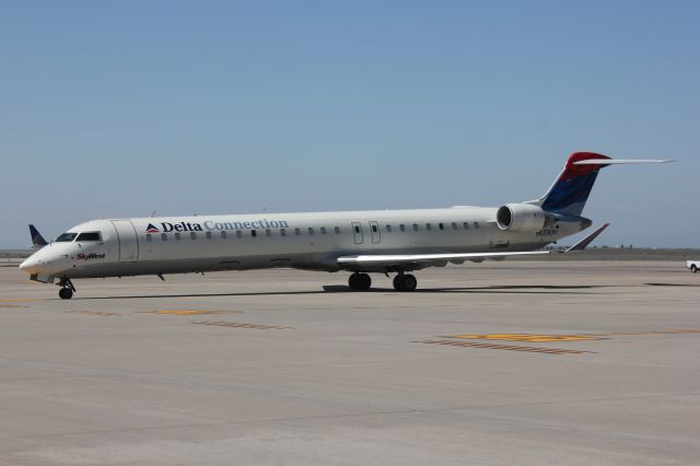 Canadair Regional Jet CRJ-900 (N812SK)