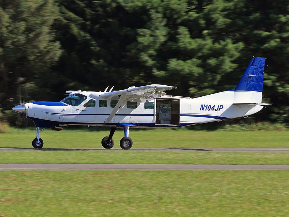 Cessna Caravan (N104JP)