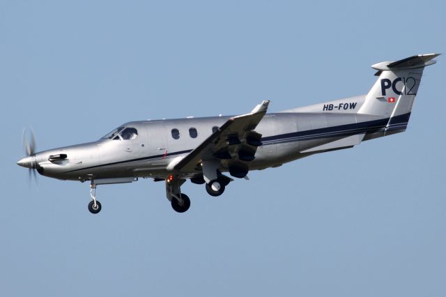 Pilatus PC-12 (HB-FOW)