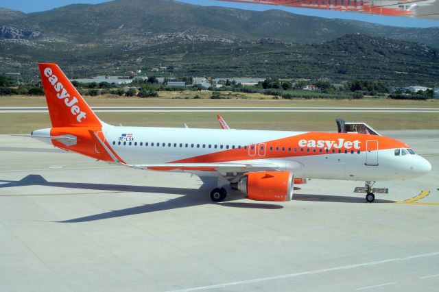 Airbus A320neo (OE-LSA) - Taxiing onto Stand 6 on 1-Jul-22 operating flight EJU2931 from LIMC.