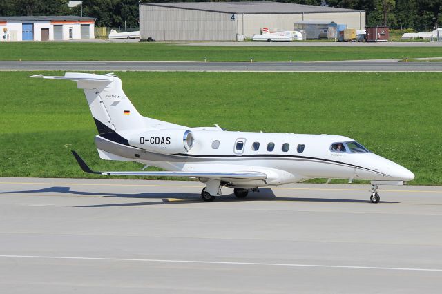 Embraer Phenom 300 (D-CDAS)