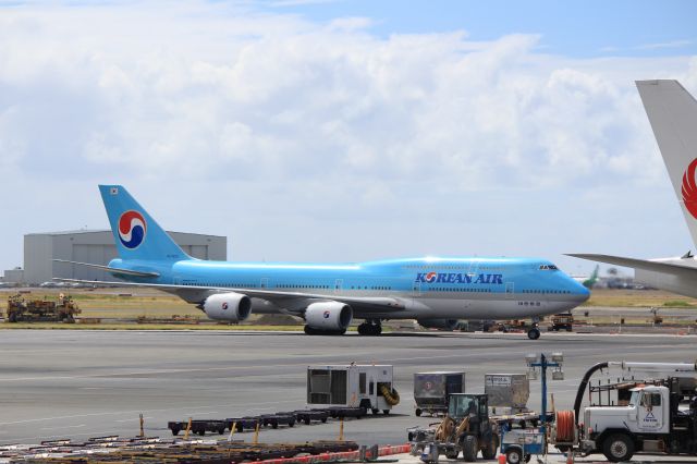 BOEING 747-8 (HL7632)