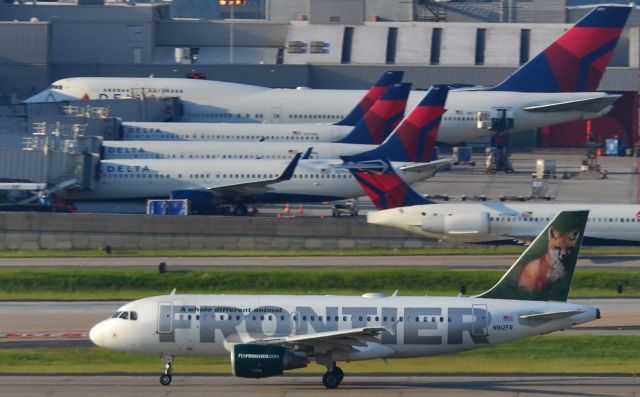 Airbus A319 (N912FR) - 8/9/15