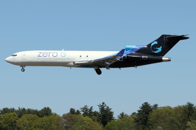 BOEING 727-200 (N794AJ) - 'G-Force One' arriving from Fort Lauderdale