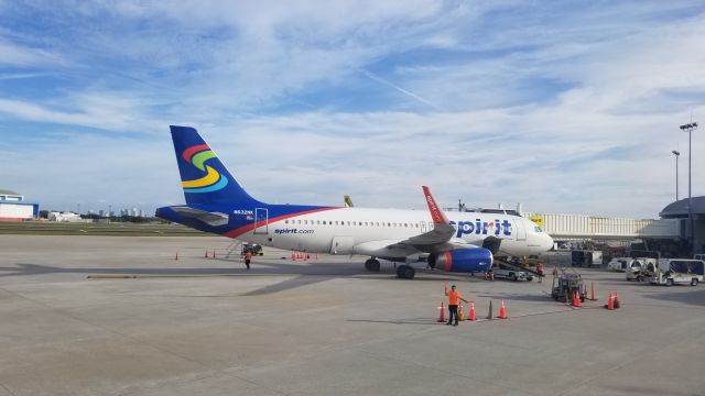 Airbus A320 (N632NK) - Spirit A320 awaiting departure from Tampa.