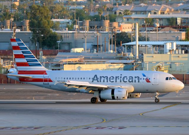 Airbus A319 (N814AW)