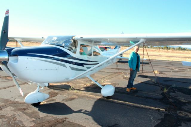 Cessna Skylane (N1074C)