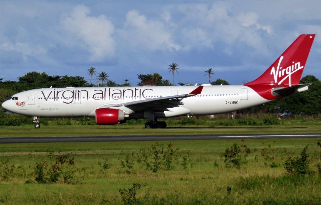 Airbus A330-200 (G-VMNK)