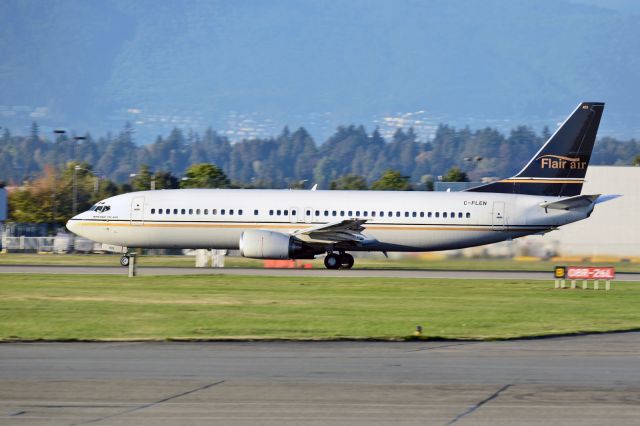 BOEING 737-400 (C-FLEN)