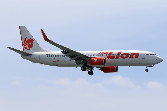 Boeing 737-800 (HS-LUH)
