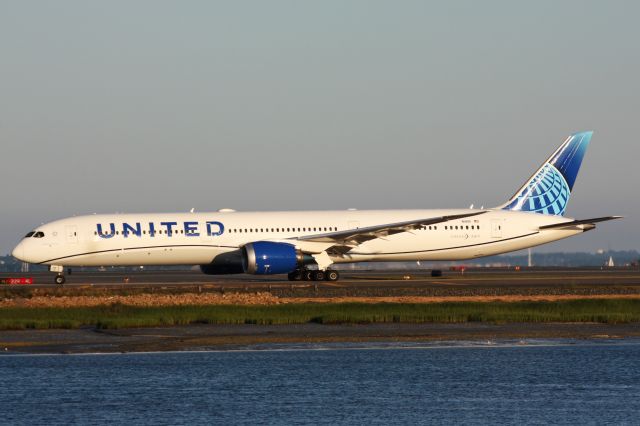 BOEING 787-10 Dreamliner (N14011) - 1 of 2 United B787-10's that diverted to BOS from EWR due to thunderstorms on 7/6/20. 