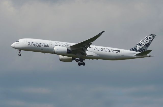 Airbus A350-900 (F-WWYB)