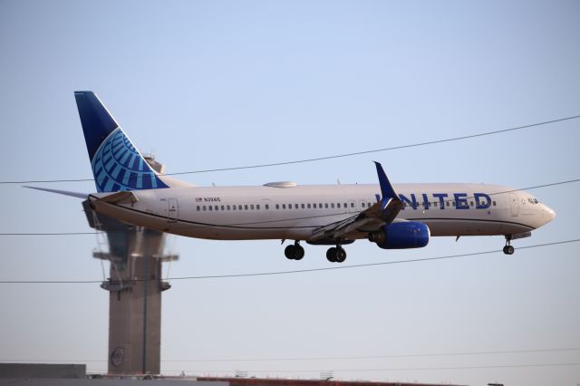 Boeing 737-900 (N39415)