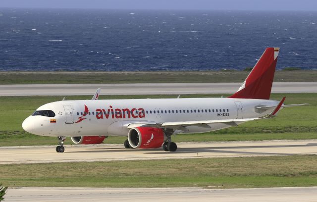 Airbus A320 (HK-5353)