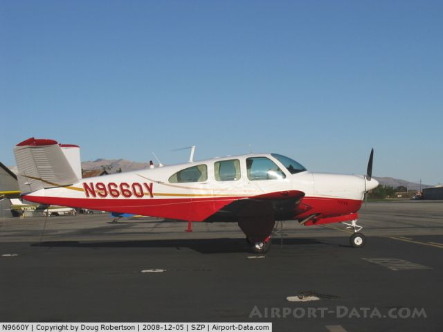 Beechcraft 35 Bonanza (N9660Y)