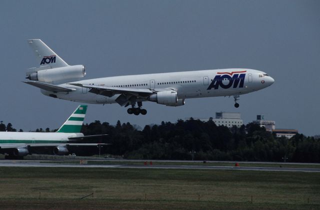 McDonnell Douglas DC-10 (F-GKMI) - Short Final at Narita Intl Airport Rwy16 on 1992/04/17