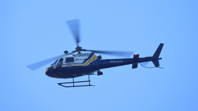 Eurocopter AS-350 AStar (N296PD) - A Philadelphia Police Department helicopter aiming its camera at me. Hello, 5-0!