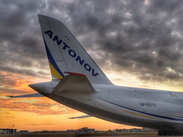 Antonov An-124 Ruslan (UR-82073) - Sunset in TPA.