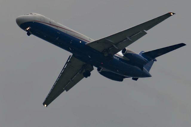 McDonnell Douglas DC-9-30 (N208US)