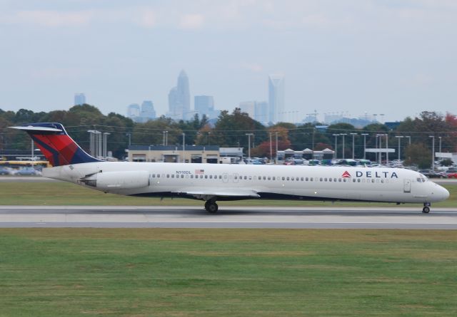 McDonnell Douglas MD-88 (N918DL) - Takeoff roll runway 18C at KCLT - 10/29/14