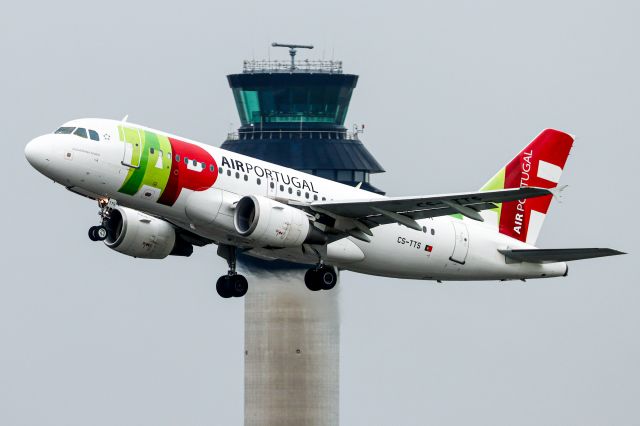 Airbus A319 (CS-TTS) - TAP1311 passing the control tower on the way back to Lisbon