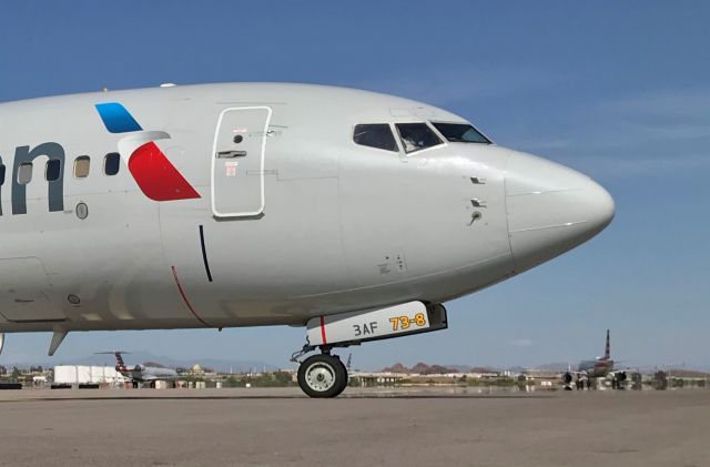 Boeing 737-700 (N906AN) - PHX T4 alpha 29 arrival 05APR19