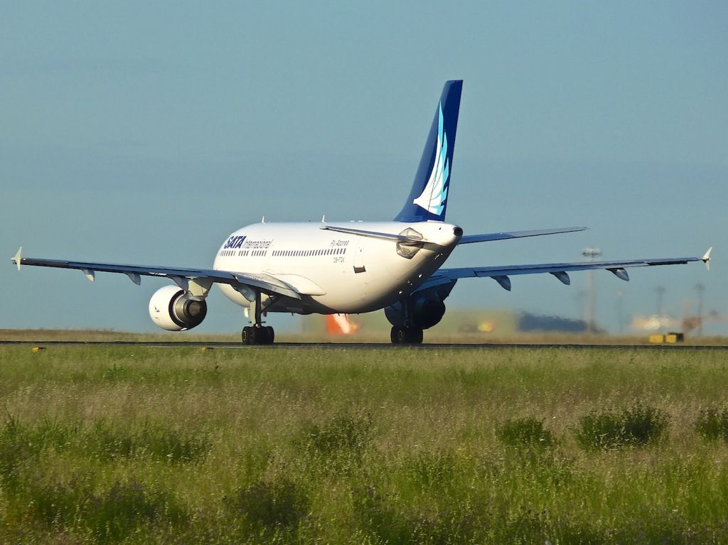 Airbus A310 (CS-TGV)