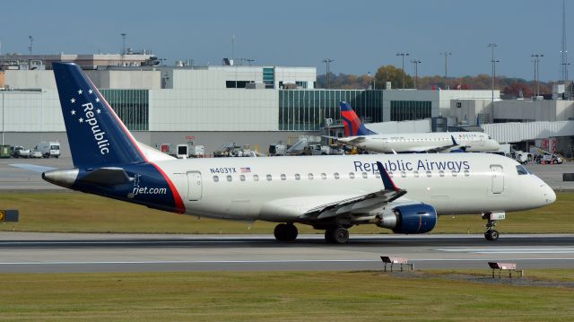 Embraer ERJ 175 (N403YX) - 11/11/21