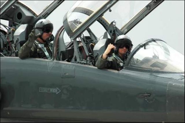 Northrop T-38 Talon (T38) - T-38 Talon Crew arriving at RFD