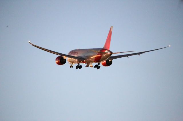 Boeing 787-8 (N780AV)